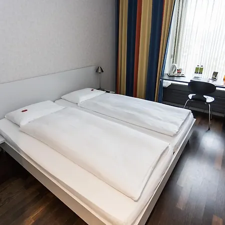 Sorell Ador Hotel 3*