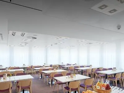 Sorell Business Ador Готель 3*