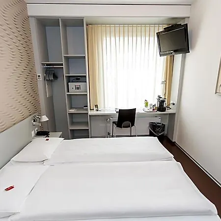Sorell Business Ador 3*