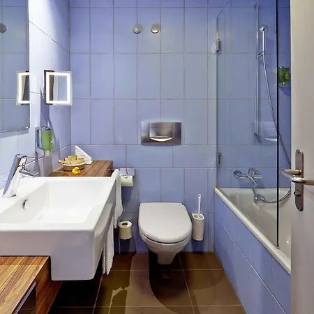 Готель Sorell Business Ador 3*