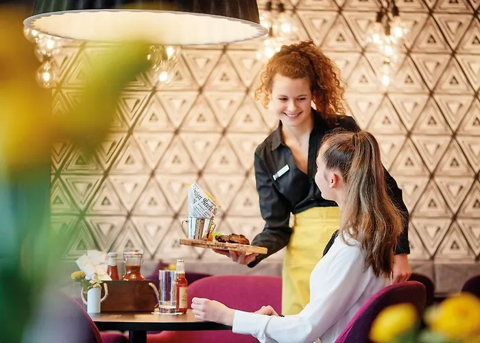 Hotel Sorell Business Ador 3*